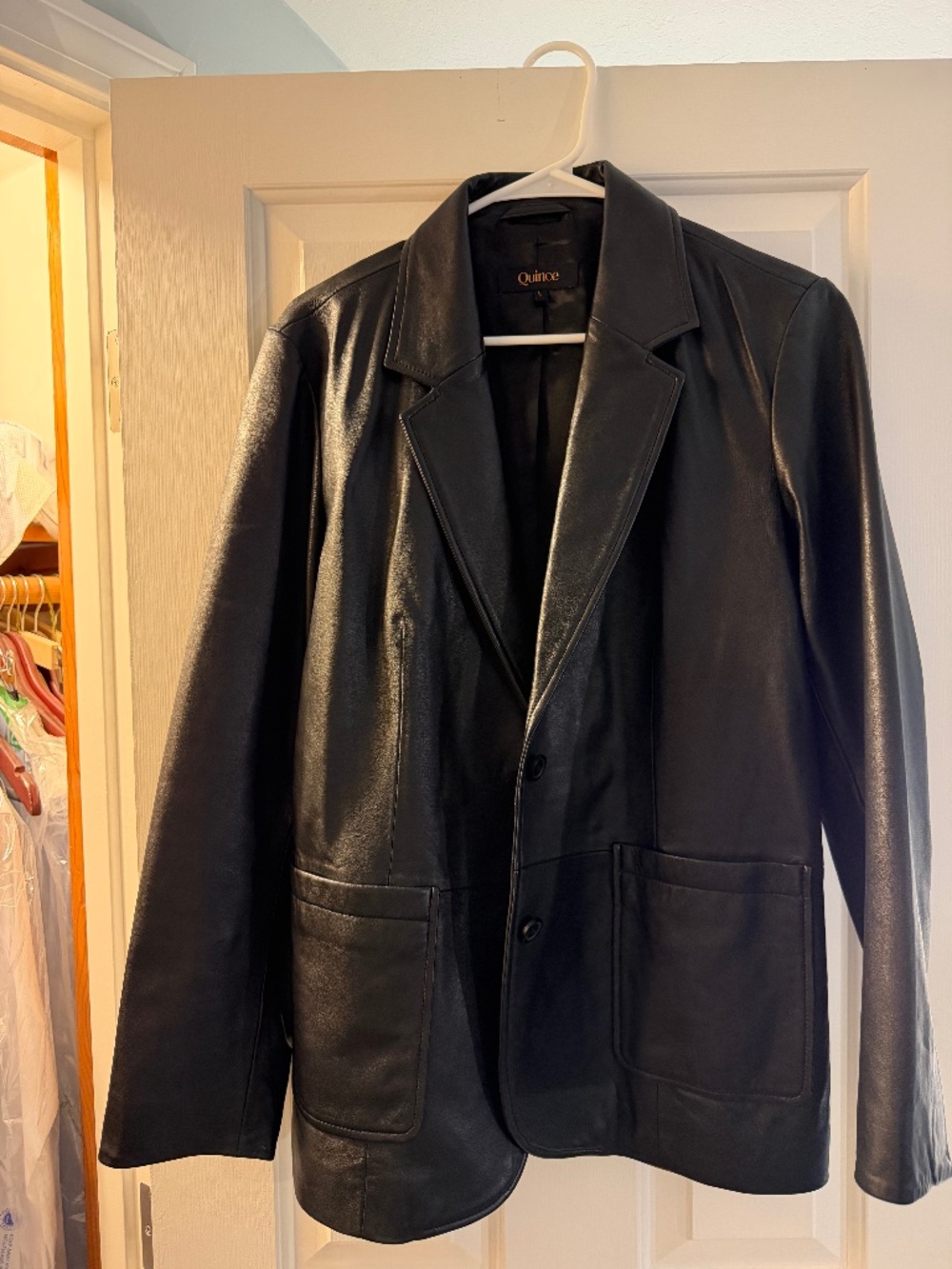 Quince woman’s leather blazer